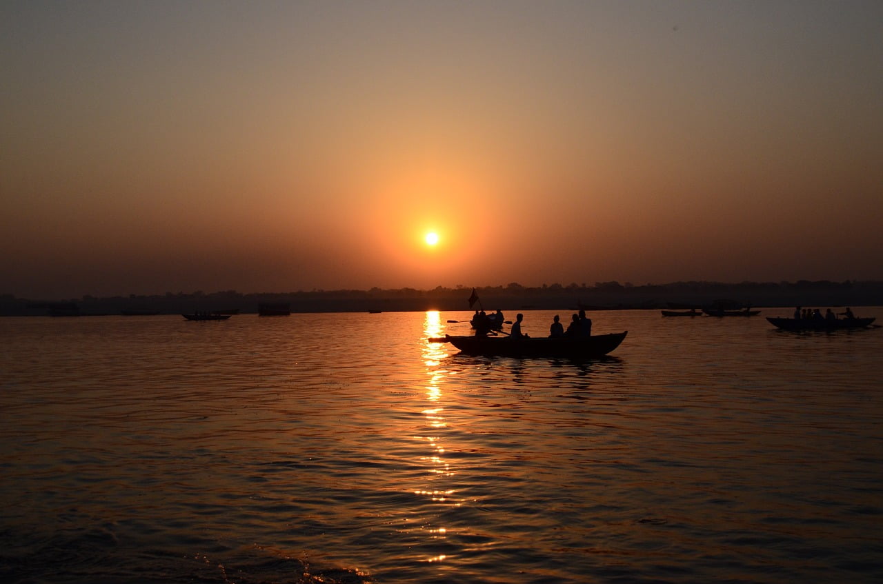 varanasi, ganges, holy-787734.jpg